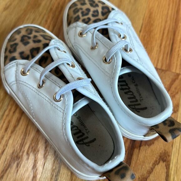 Austin Trading Co Leopard Lifestyle Sneaker Shoe Girls Toddler size 9 - Picture 3 of 5